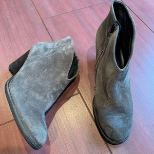 Paul Green suede Delgado ankle boots